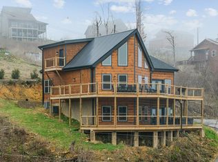777 Village Loop Rd, Gatlinburg, TN 37738