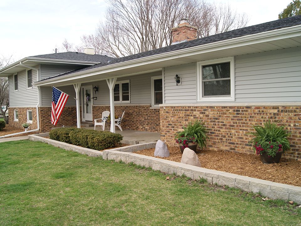 1st image of 145 Circle Dr