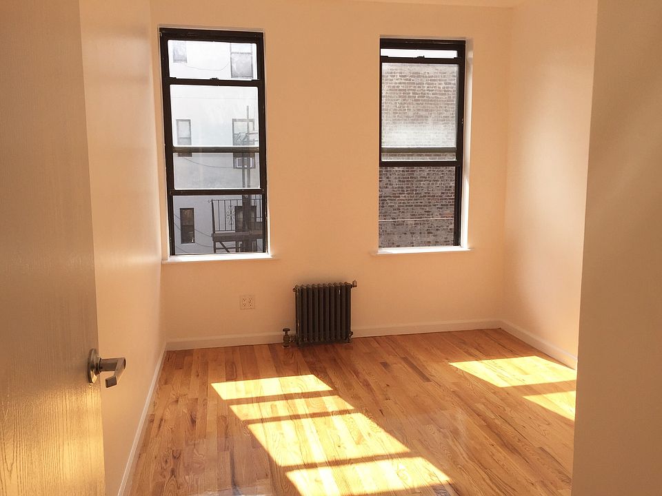 1st image of 3408 30th Ave #3