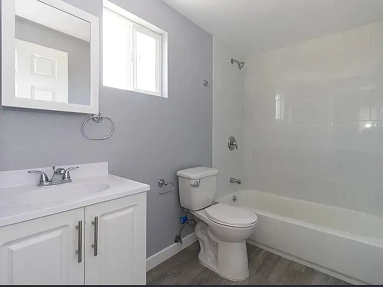 Studio, $1,495 — Photo 3