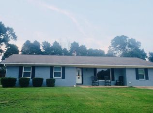 608 Springdale Dr, Enterprise, AL 36330