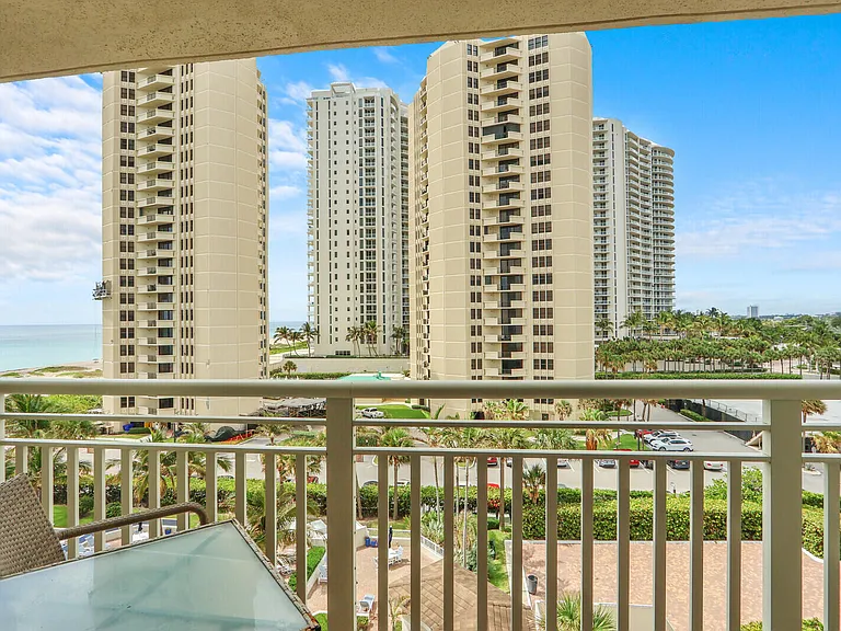 3000 N Ocean Dr #7H — Photo 32