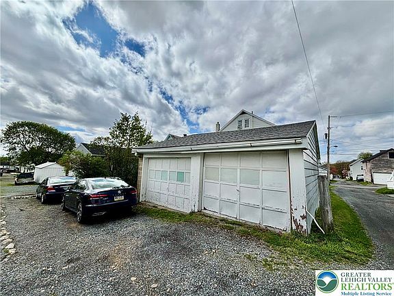 4th image of 14 S Lobb Ave