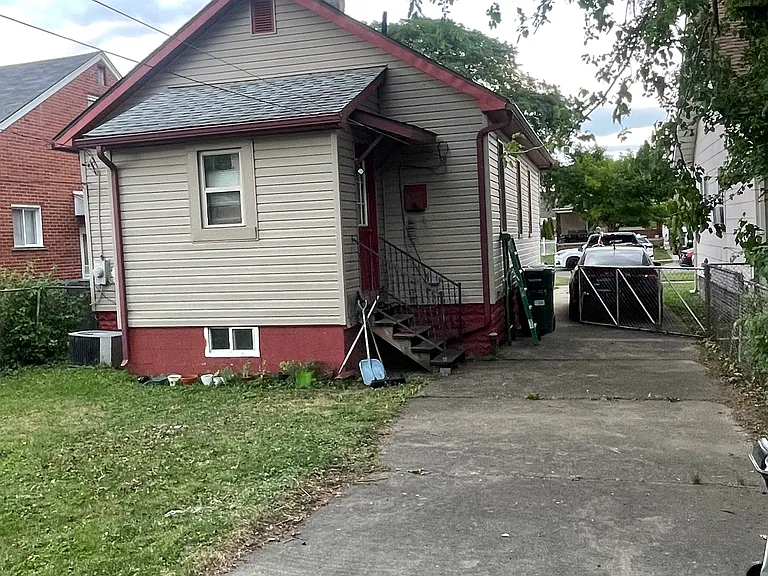4935 Orchard Ave — Photo 12