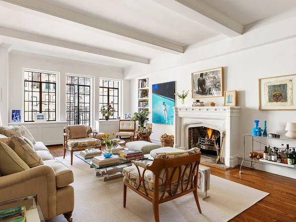 50 E 10th St #8J, New York, NY 10003