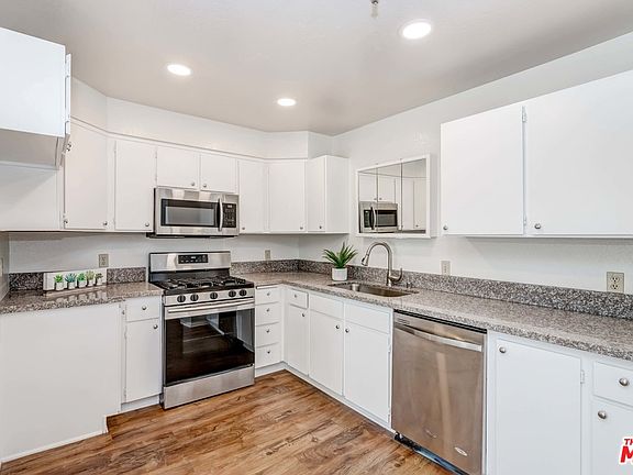 2nd image of 24410 Crenshaw Blvd Unit 112