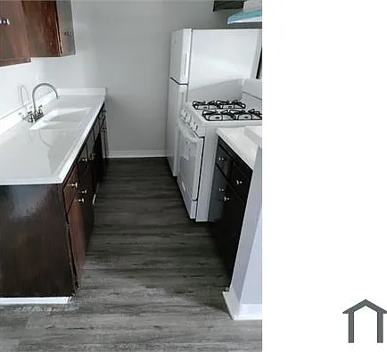 1765 Cedar Ave #12 — Photo 2