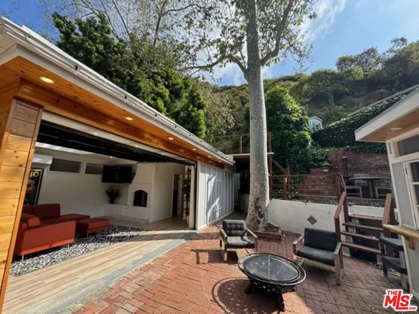 1636 N Beverly Glen Blvd, Los Angeles, CA 90077