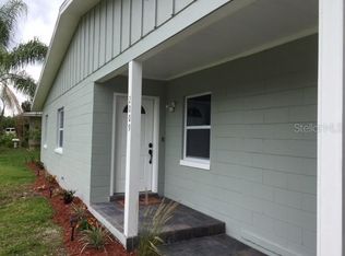 2009 Helms Ave, Leesburg, FL 34748