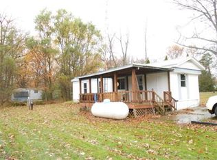 1537 Bucktail Rd, Jamestown, PA 16134