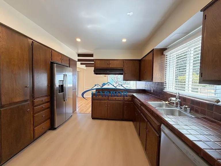 3506 Graysby Ave — Photo 10