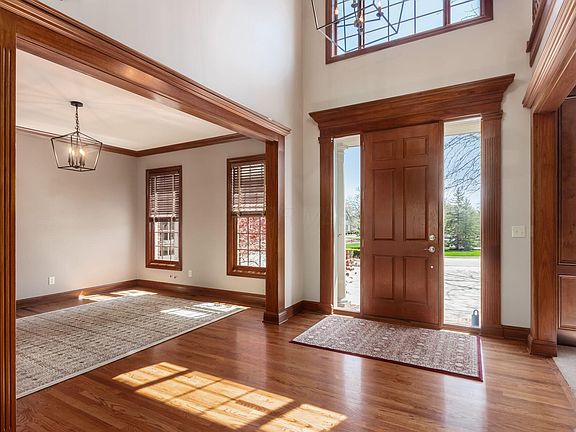 2nd image of 6146 Balmoral Dr