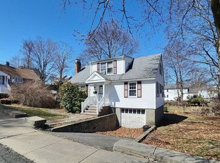 9 Caulfield Rd, Woburn, MA 01801