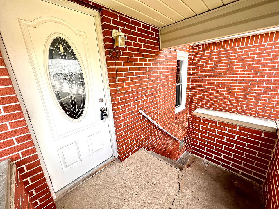 1818 Grant Street Apartment Rentals Aliquippa, PA Zillow