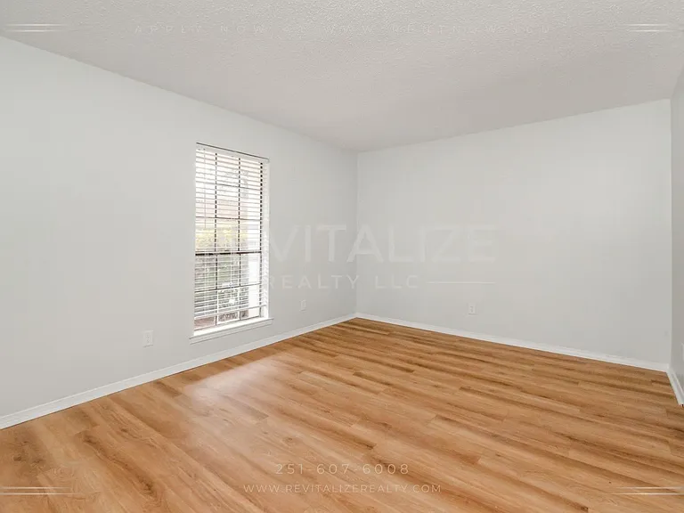 5728 Post Oak Ct — Photo 4