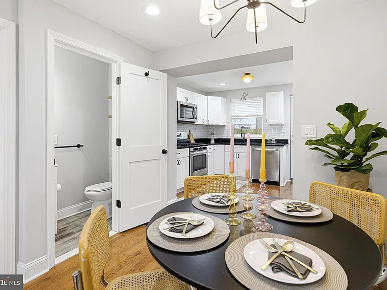 513 Wilder St — Photo 6