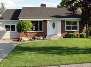 3919 SW 106th St, Seattle, WA 98146