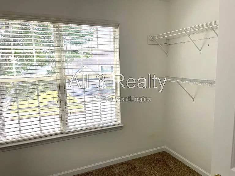 60 Spring Lake Ter — Photo 25