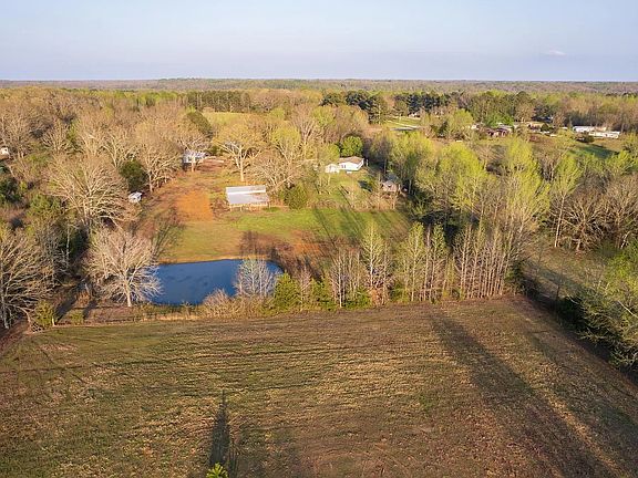3rd image of 1885 County Road 139