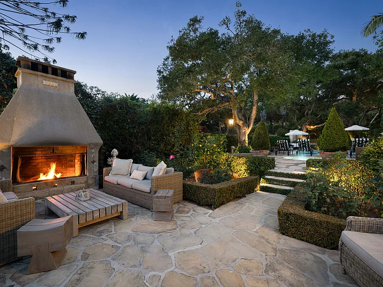 777 Ayala Ln — Photo 72