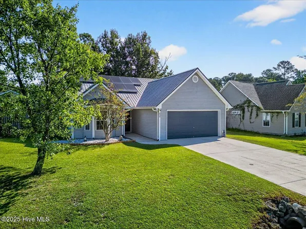 456 Maple Branches Drive, Leland, NC 28451