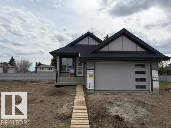 39 Elsinore Pl NW, Edmonton, AB T5X 0M6