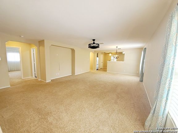 5th image of 8006 Ferndale Oaks