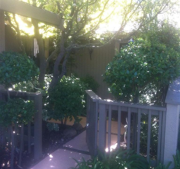 1st image of 5140 Village Oaks Dr