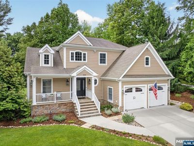 444 Lake Road, Wyckoff, NJ, 07481