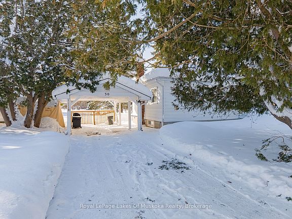 2nd image of 30 Kitchen Rd S