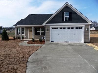 1st image of 324 Stillwater Creek Dr