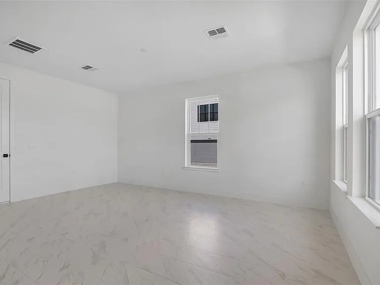 15178 Groverside Rd — Photo 4