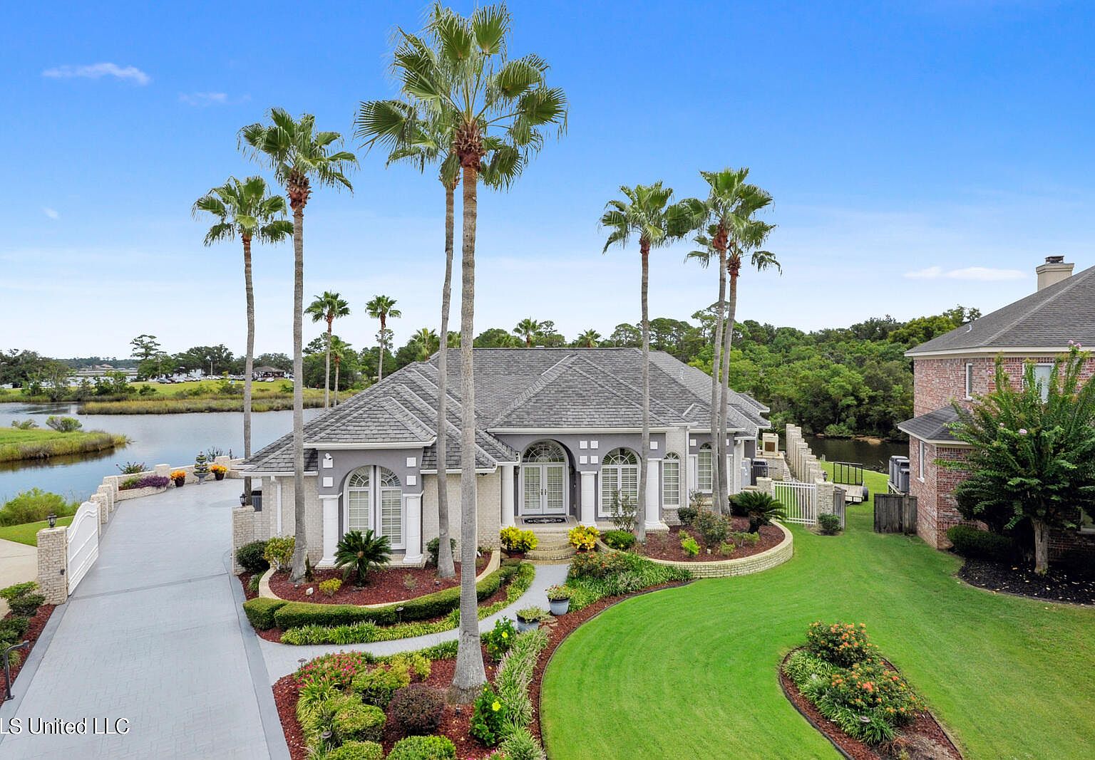 2000 Bent Oaks Blvd, Biloxi, MS 39531 Zillow