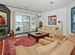 24 Indian Cove Rd, Mamaroneck, NY 10543