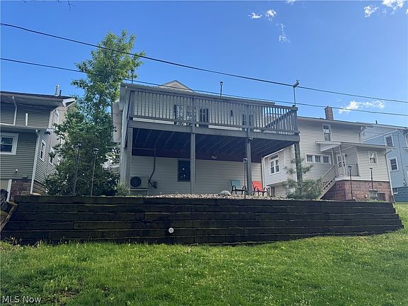 4th image of 1023 Foster Ave
