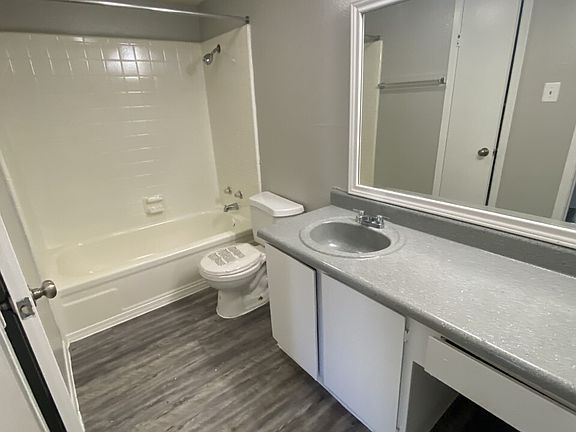 3rd image of 1709 W Schunior St #10974474