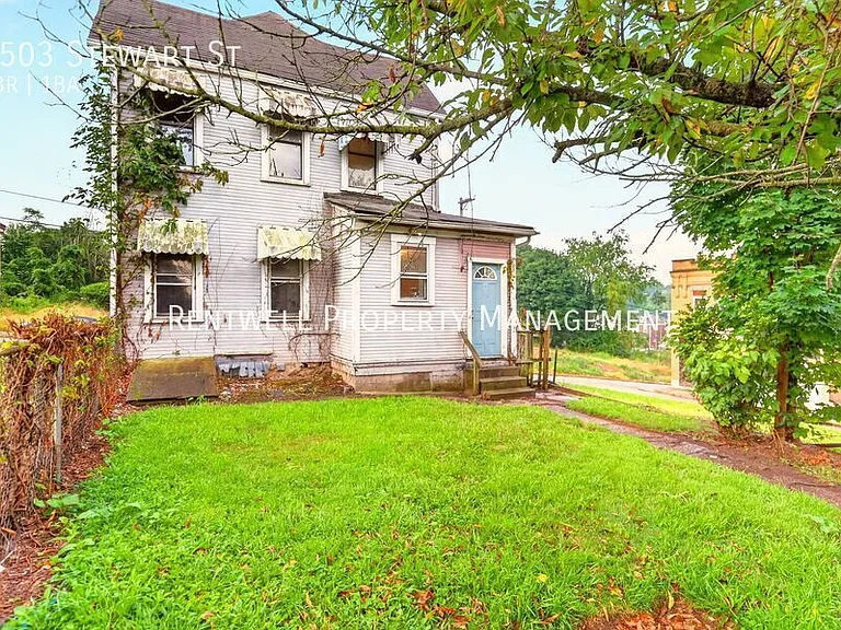 2503 Stewart St — Photo 24