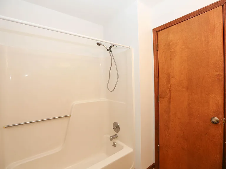 439 Foxfire Dr — Photo 20