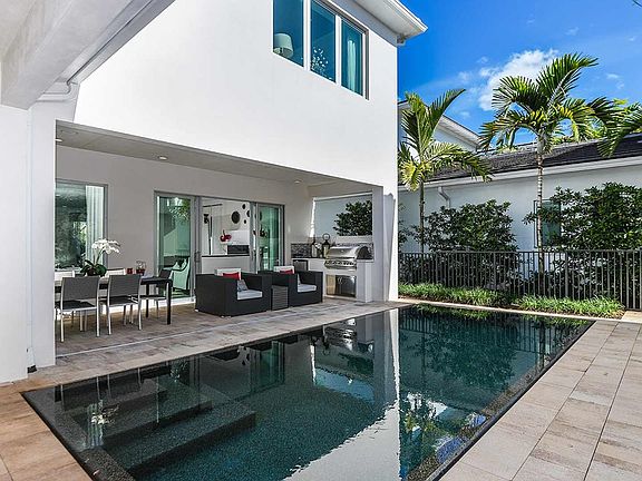 Exeter Model Custom Pool