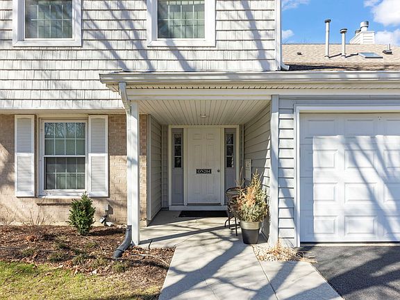 2nd image of 0N204 Windermere Rd Unit 2708