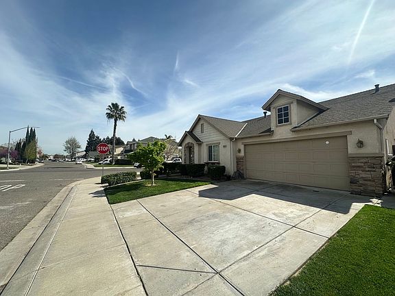 3rd image of 2462 Gallery Dr