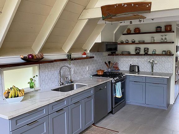 Stylish open kitchen with lots of counter space