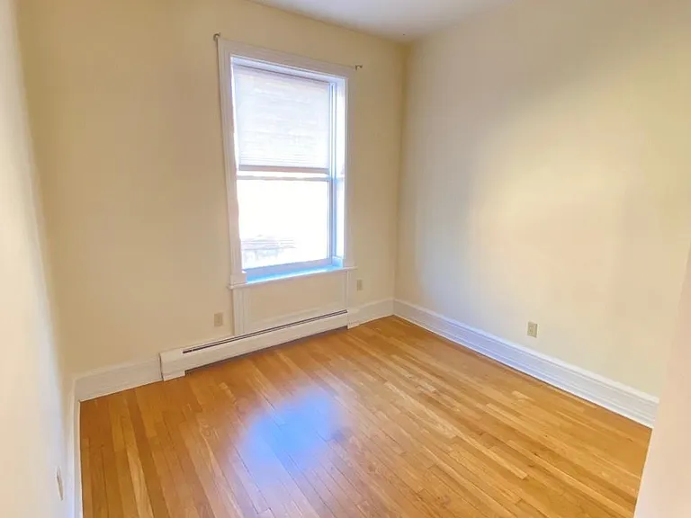 55 Bright St #3 — Photo 8