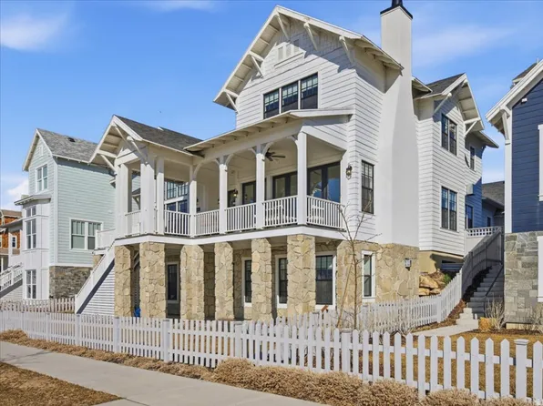 11064 S Paddle Board Way W, South Jordan, UT 84009