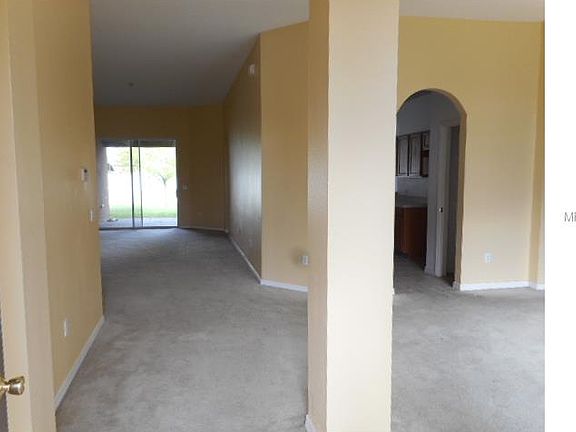 2nd image of 1914 Acacia Dr