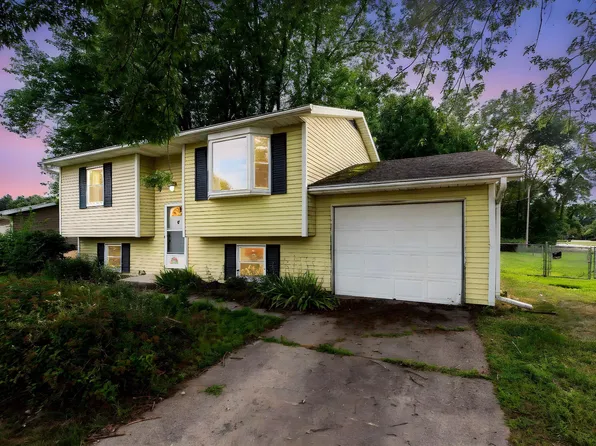 2405 Lane St, Elkhart, IN 46514