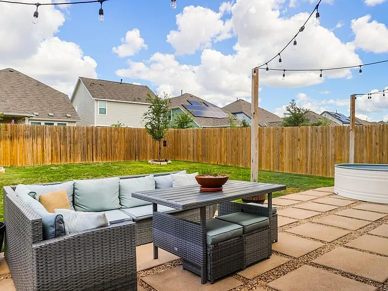 11924 Coyote Call Way — Photo 32