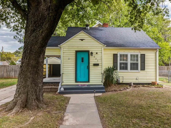 923 Sherman St, Salina, KS 67401