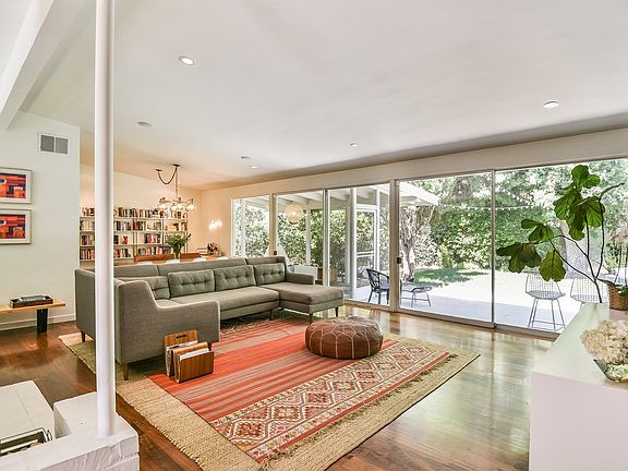 2nd image of 5120 Woodley Ave