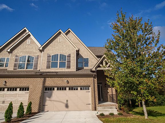 2nd image of 428 Tapestry Pl